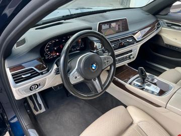 BMW 730 - 8
