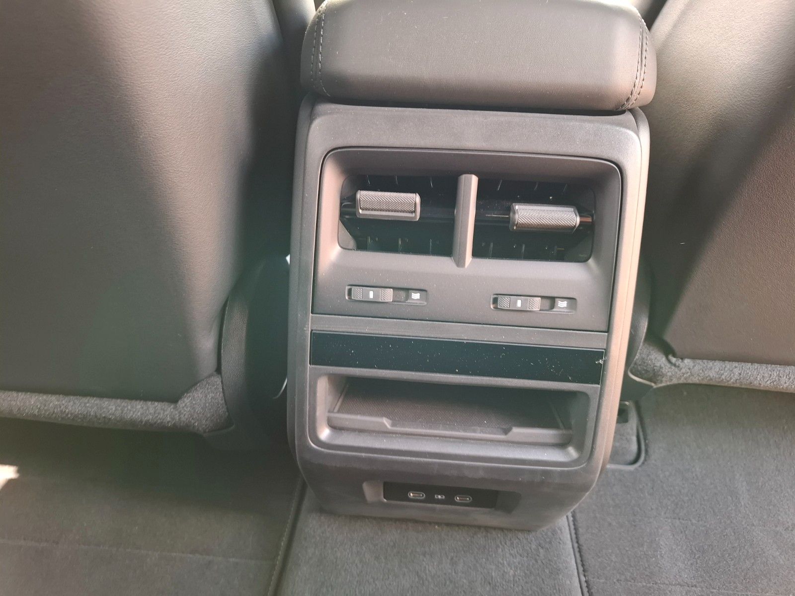 Porsche Macan E Turbo Burmester Sitzlüftung  HA-Lenkung foto 9