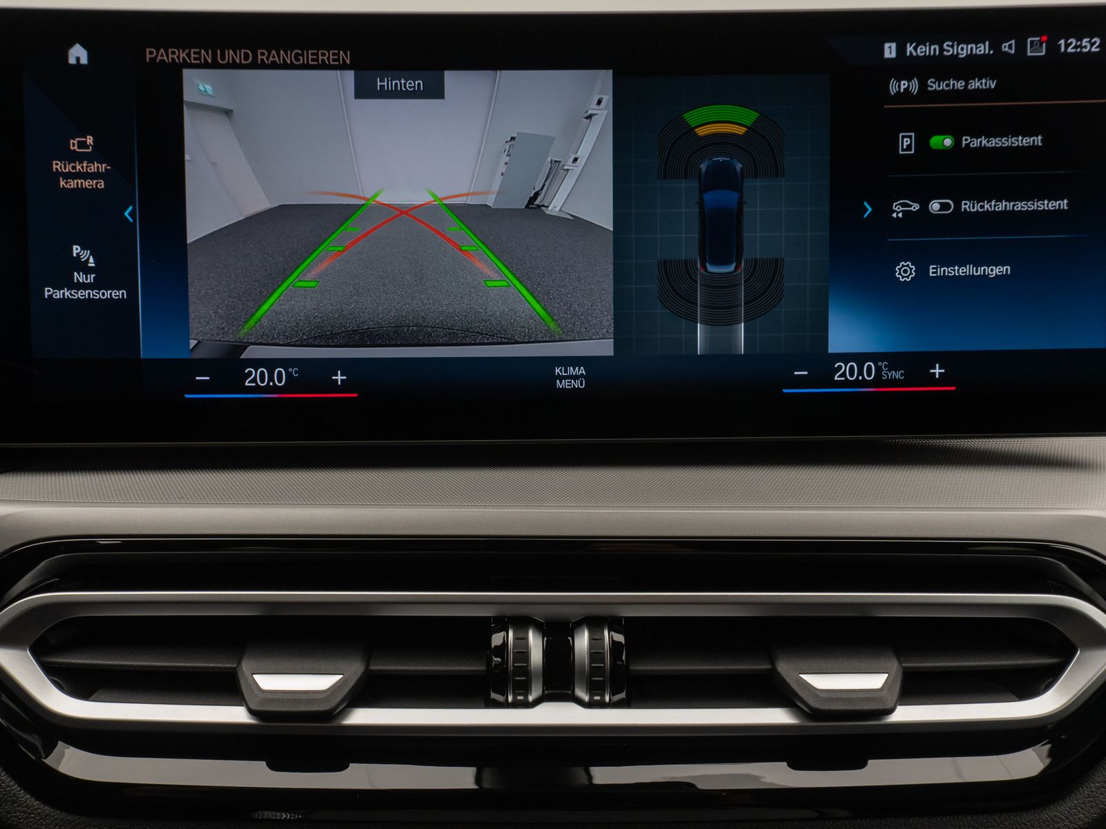 Fahrzeugabbildung BMW 318d Kamera HUD DAB ACC Komfort Alarm Sport