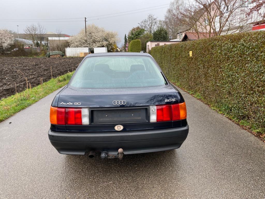 Audi 80