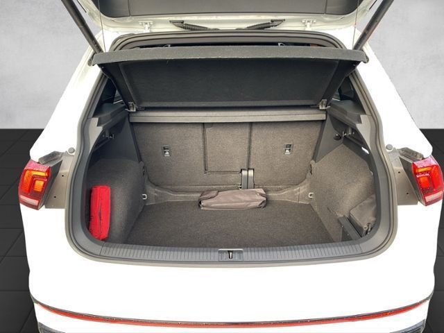 Tiguan R-Line 2.0 TDI DSG AHK*Navi*Kamera