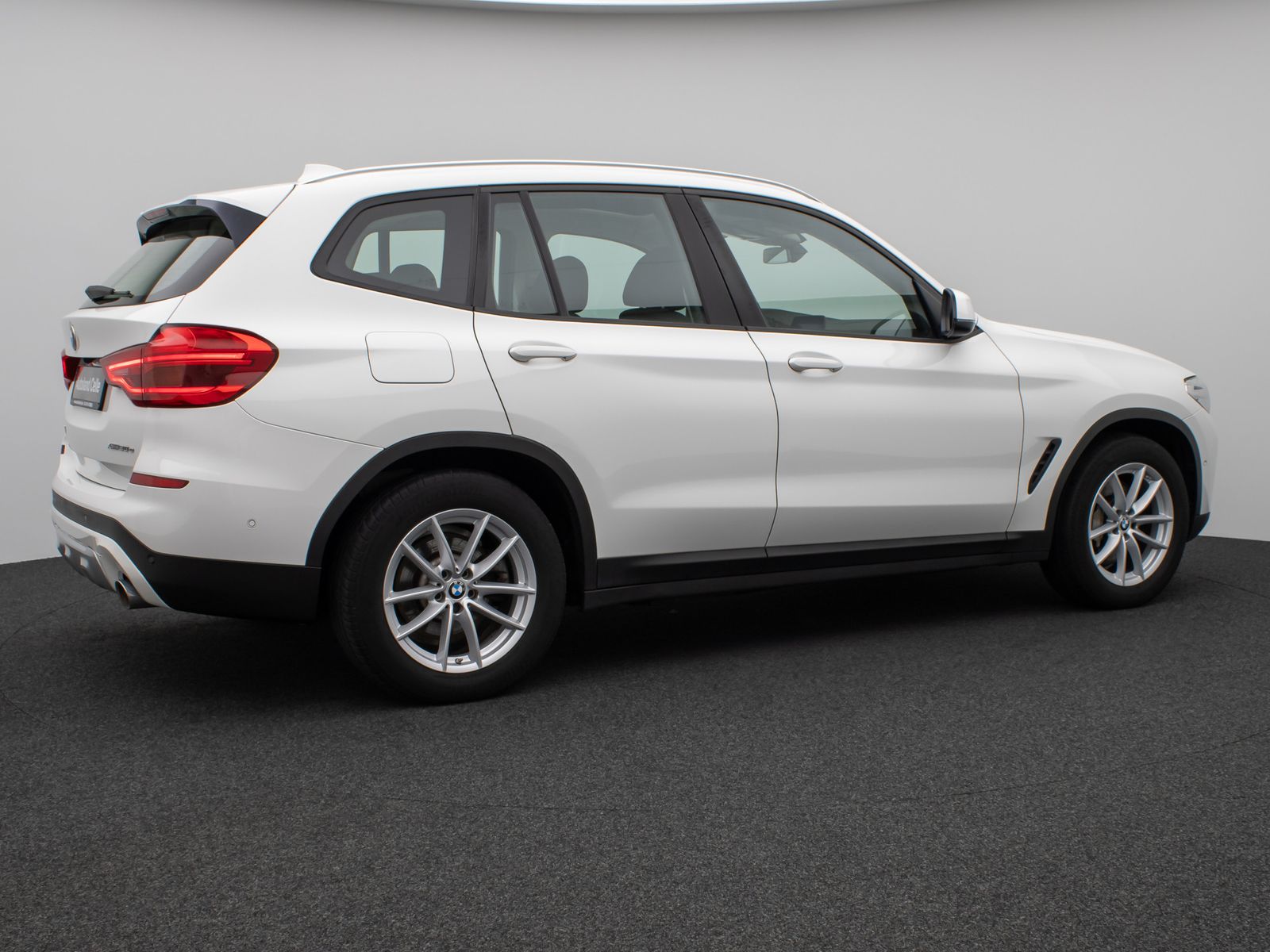 Fahrzeugabbildung BMW X3 xD30e Panorama Kamera DAB HiFi WLAN Stop&Go