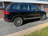 Volkswagen Touareg 3.0 V6 TDI 150kW Tiptr BlueMotion Te... - VW Touareg Gebrauchtwagen in Lübeck