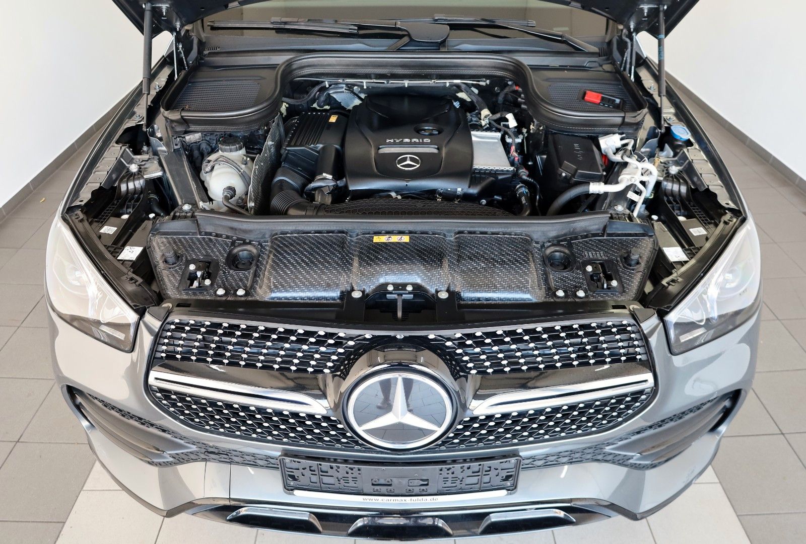 Fahrzeugabbildung Mercedes-Benz GLE 350e 4M AMG Leder,Navi,LED,PanDach,Night,360
