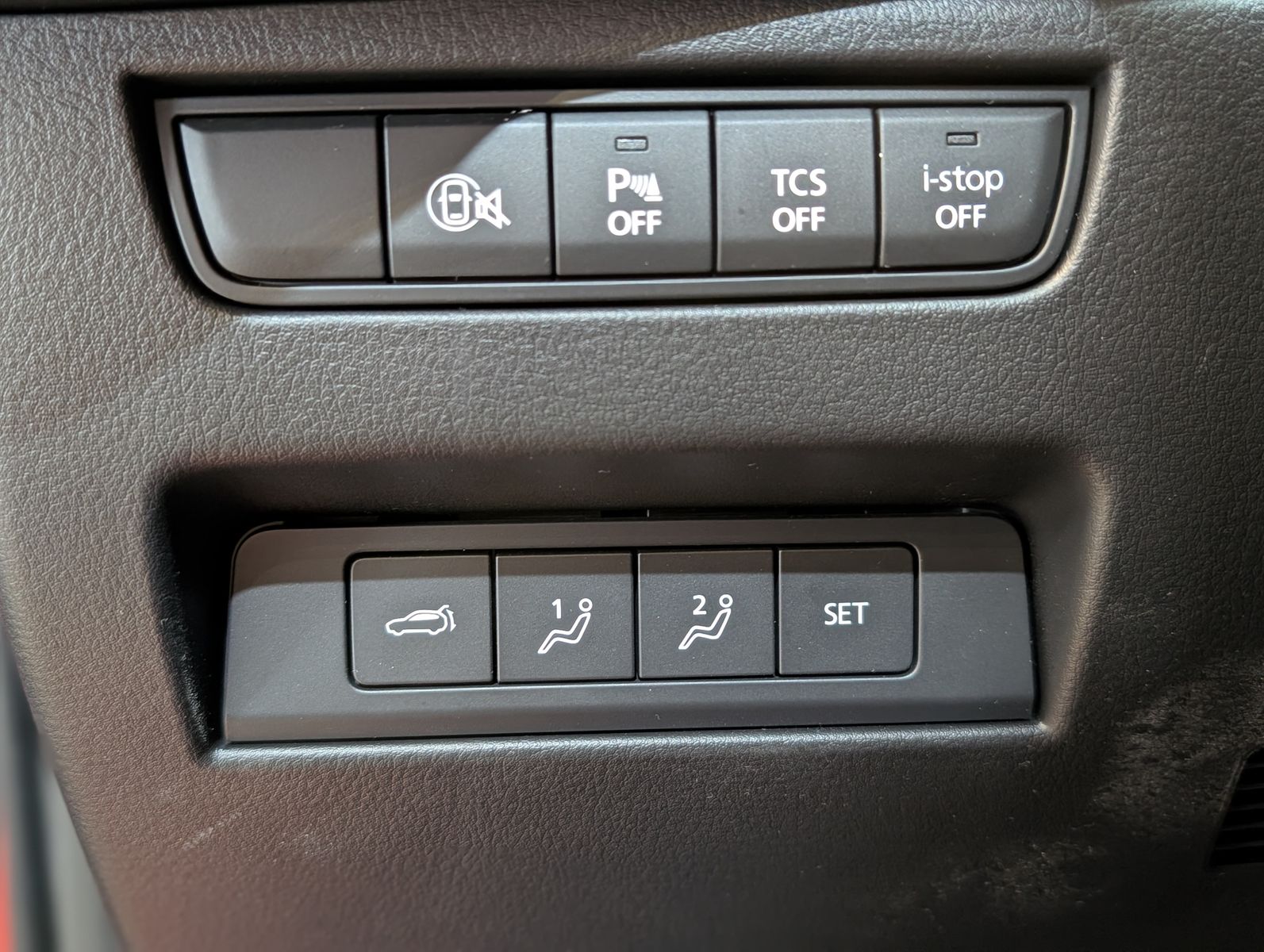 Fahrzeugabbildung Mazda CX-60 HOMURA AWD MATRIX BOSE LEDER HUD ACC 360°