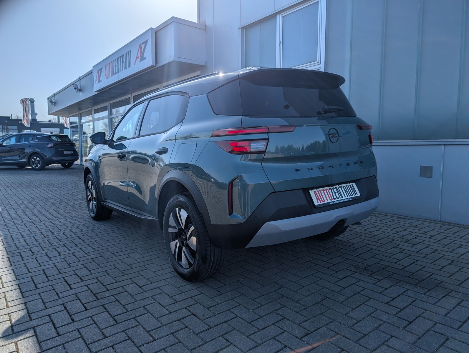 Fahrzeugabbildung Opel Frontera GS 1.2 Hybrid 145PS Automatik 7-SITZE