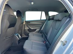 SKODA Octavia Combi 2.0TDI Style|VirtualCockpit|Matrix