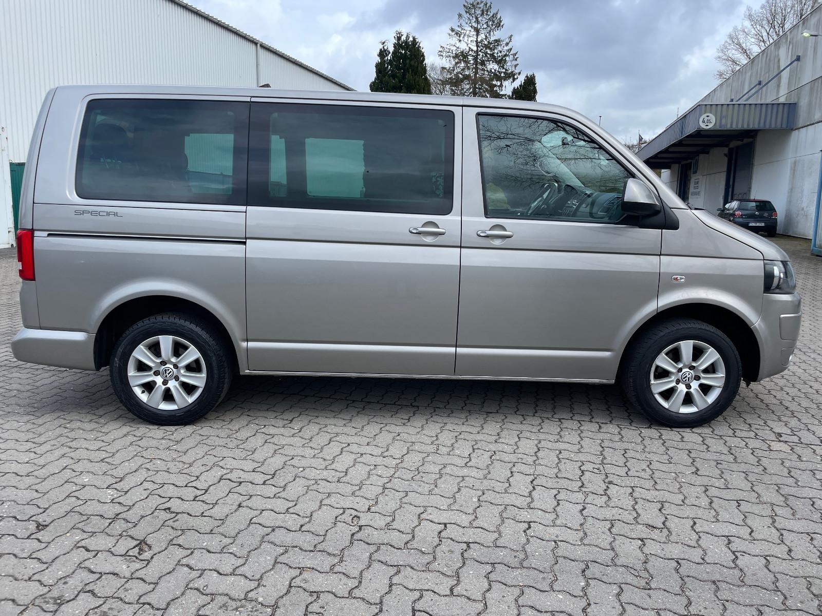 Volkswagen T5 Transporter Bus Multivan Special