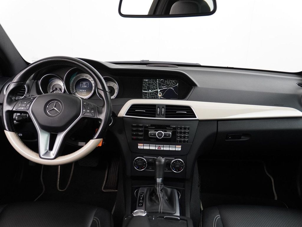 Mercedes-Benz C 180 Coupé Ambition panorama dach kamera xenon