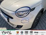 Fiat 600 La Prima 1.2 110 PS Autimatik Leder Navi - mit Benzin-Antrieb: Beige, Massagesitze, Geländewagen
