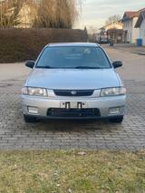 Mazda 323 Kleinwagen - gebrauchte Mazda 323 aus dem Jahr 2000