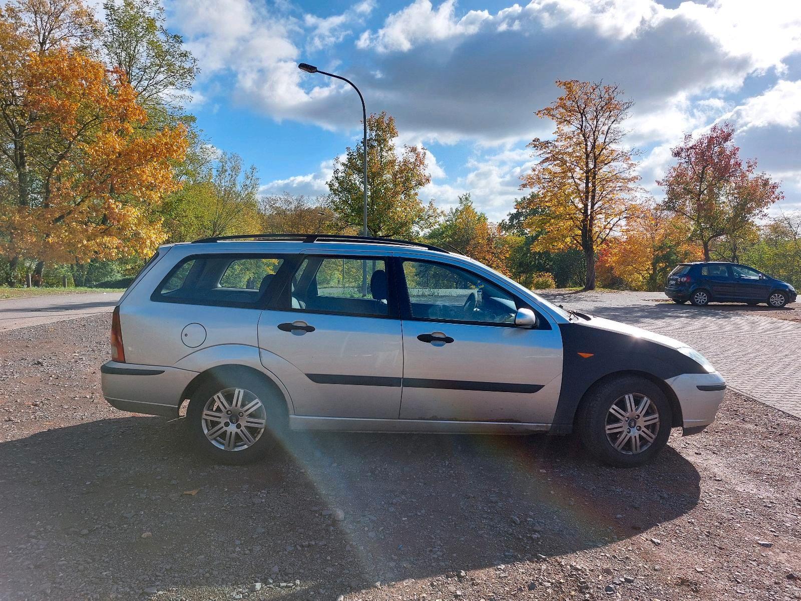 Ford Focus 2004 — photo 7