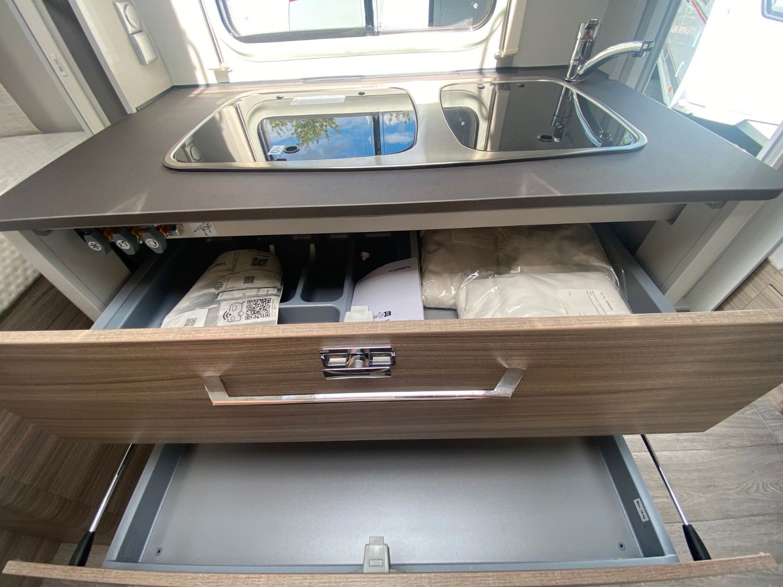 Fahrzeugabbildung Bürstner Averso Plus 520 TL *2.000kg*PlusPaket*Gassteckd.