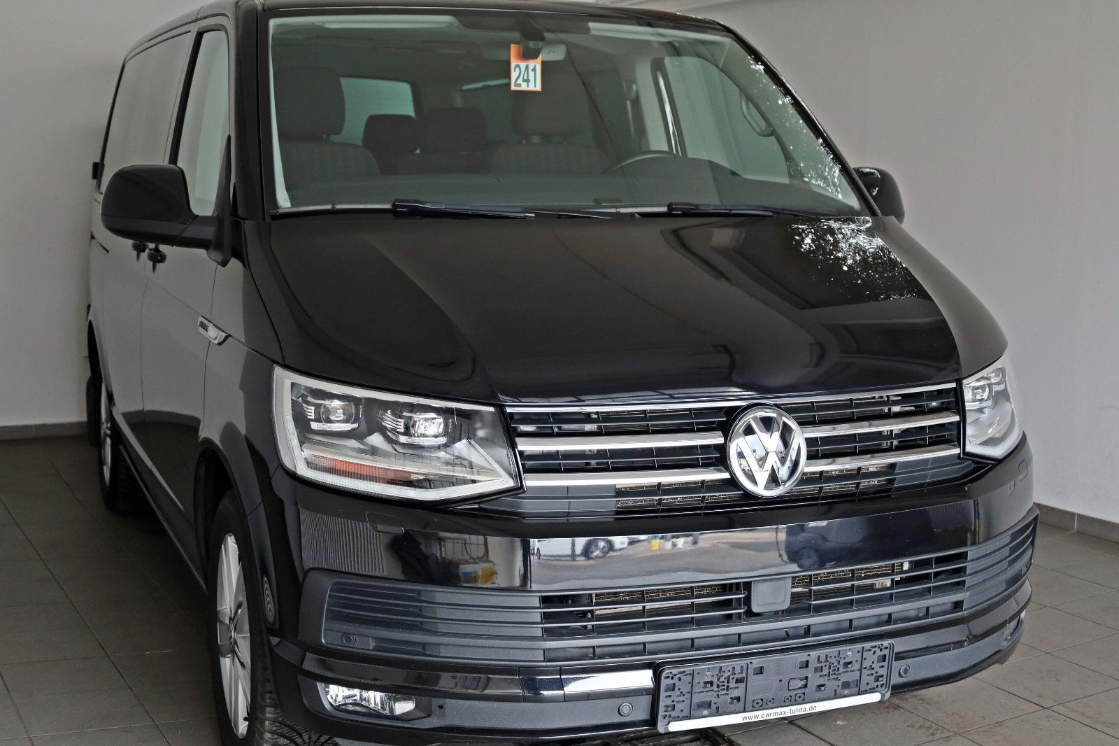 Fahrzeugabbildung Volkswagen T6 Multivan FLÜGELTÜREN Navi,LED,SH,PDC,ACC