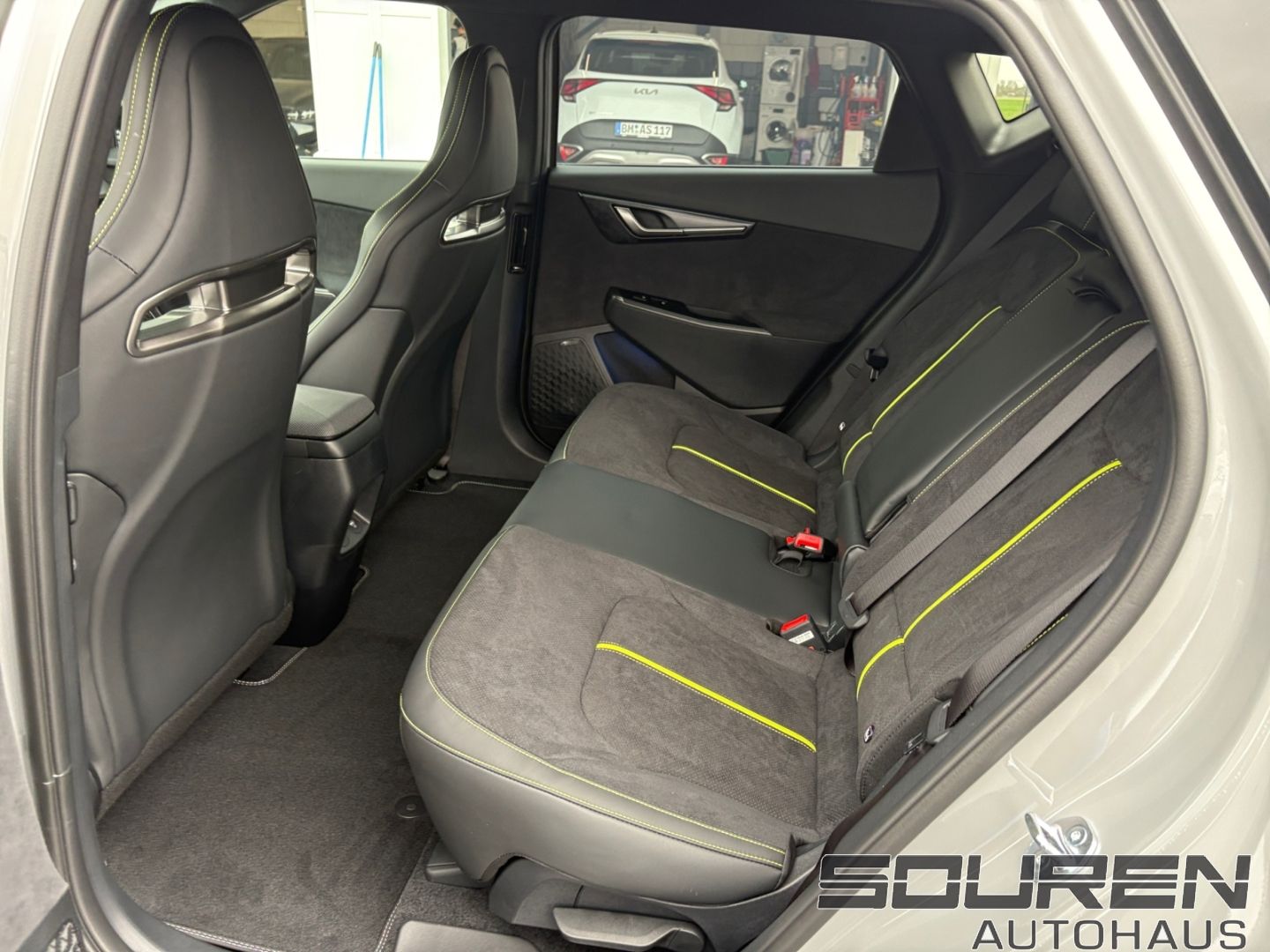 Fahrzeugabbildung Kia EV6 PE GT 609 PS Gewerbe 0,25% Verst. 75% Turboa