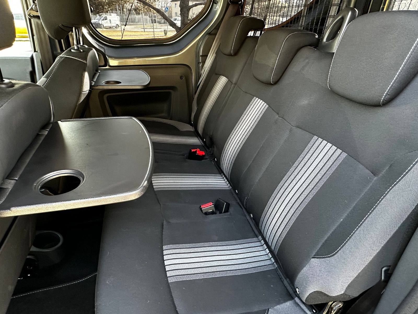 Fahrzeugabbildung Dacia Dokker Stepway Celebration AHK fest