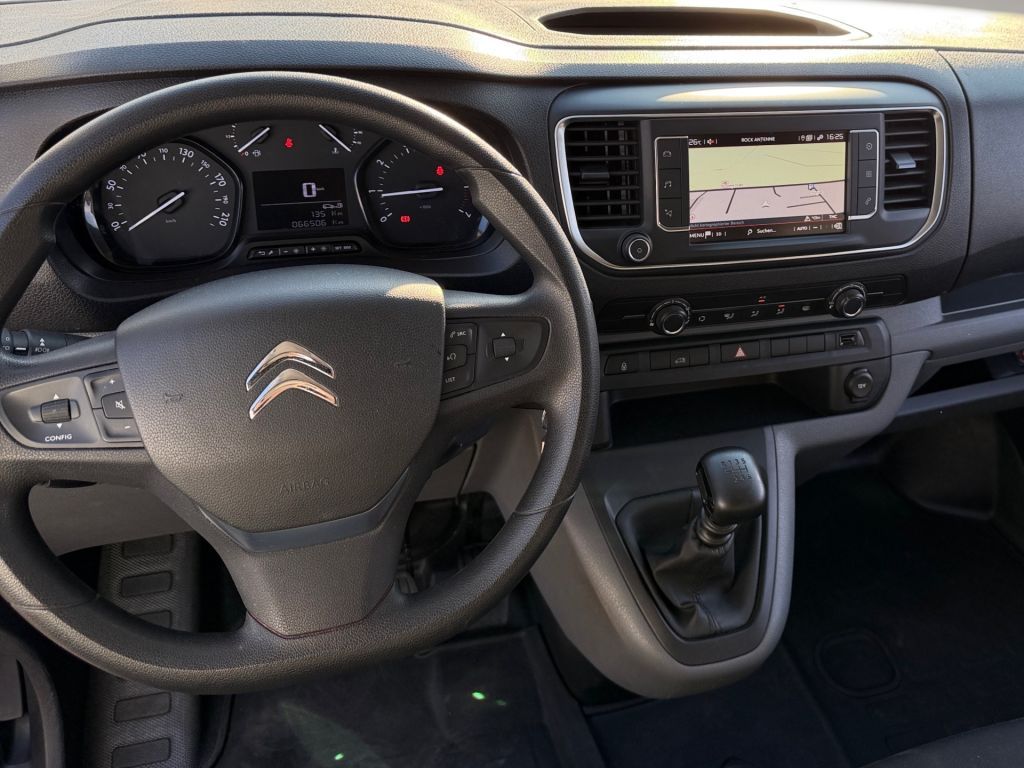 Fahrzeugabbildung Citroën Jumpy M BlueHDi 120 Club