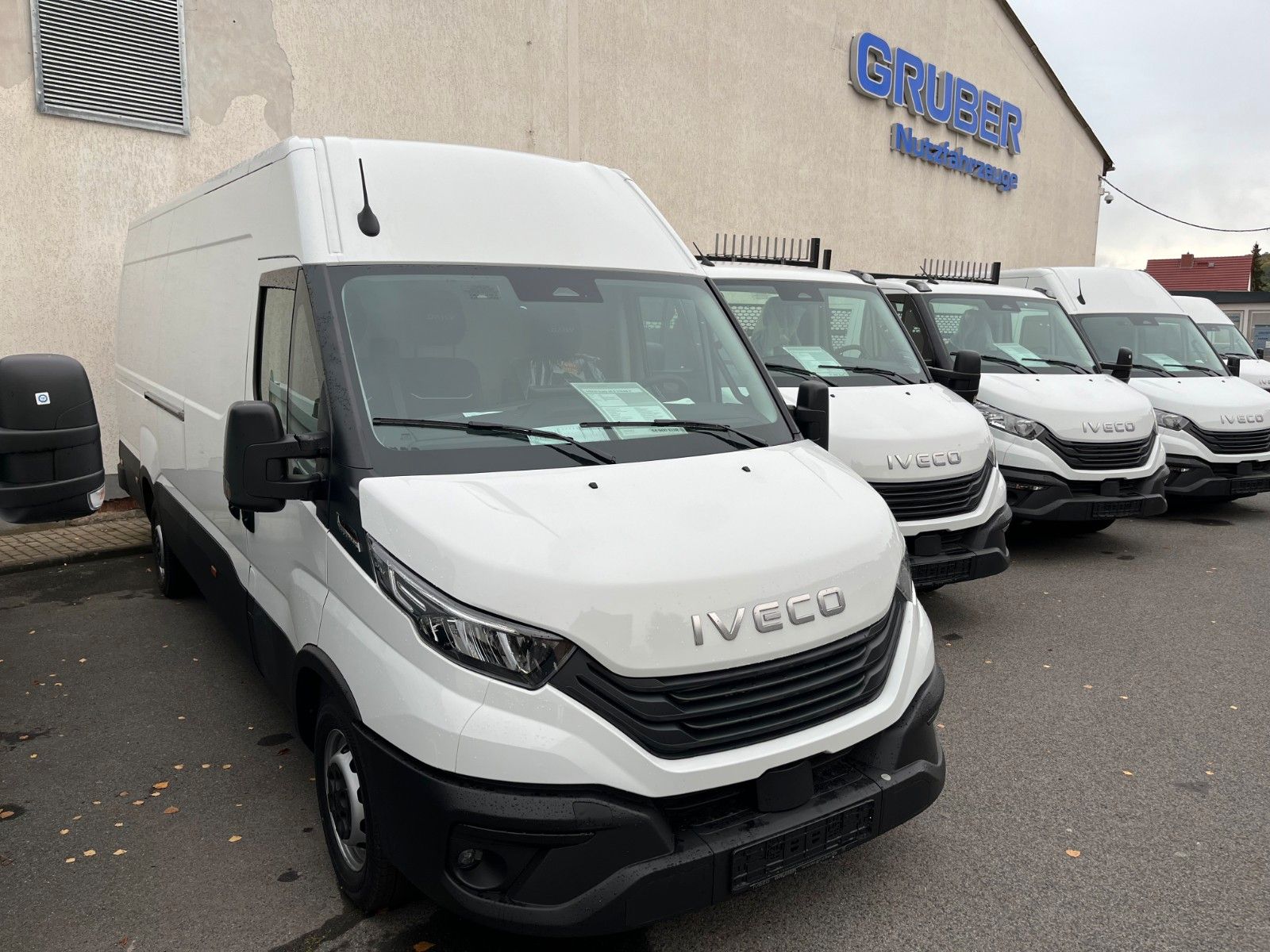 Fahrzeugabbildung Iveco Daily 35 S 21HA8 V  Motor: 2.998 ccm 206,72 PS