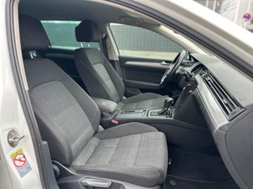 Volkswagen Passat Variant - 10
