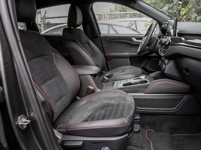 Ford Kuga 2.5 Plug-In Hybrid ST-Line X Pano. Kamera