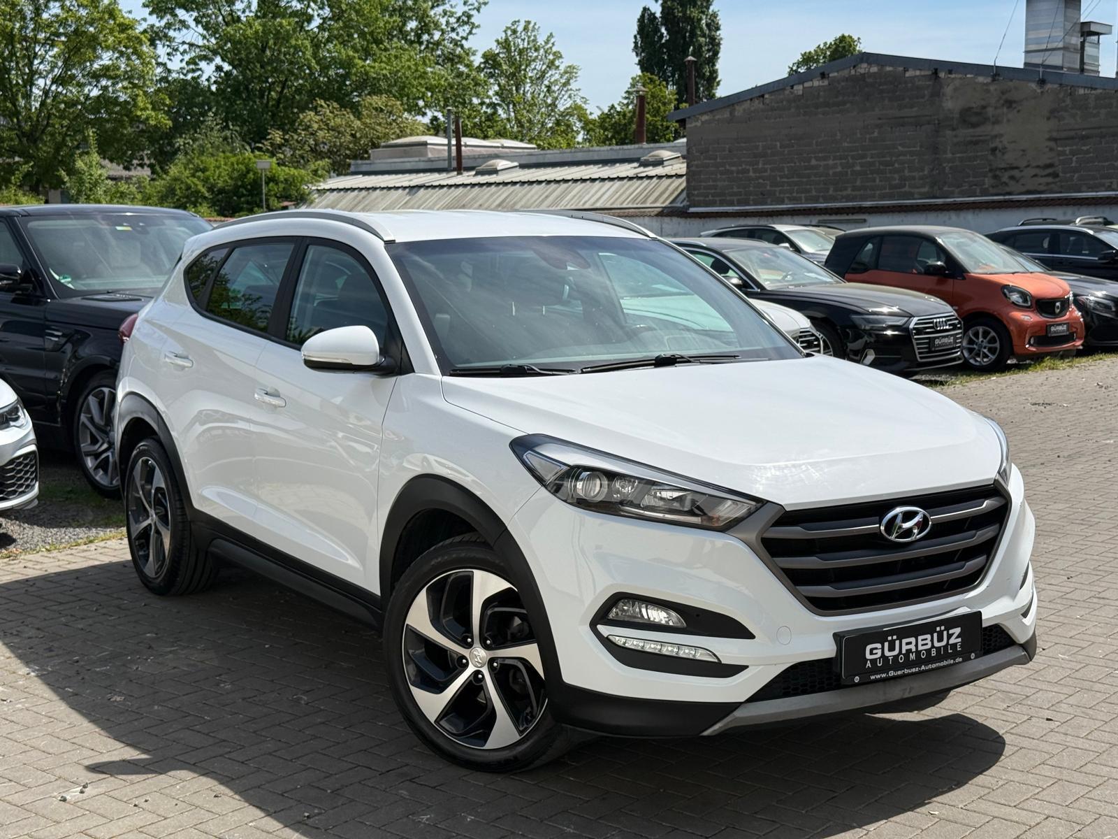 Hyundai Tucson Advantage 4WD*Pdc*Navi*Leder
