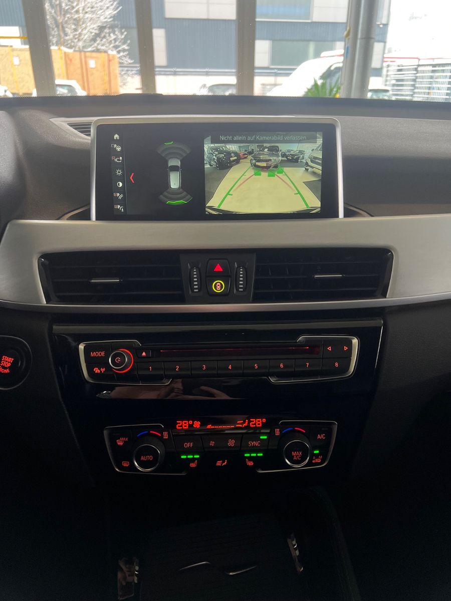 Fahrzeugabbildung BMW X1 xDrive 25 i M Sport *PANO*HEAD-UP*LED*MEMORY*