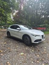Alfa Romeo Stelvio 2.0 T Super Q4 Super! Inspektion&TÜV neu - Alfa Romeo in Wuppertal