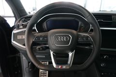 AUDI Q3 Sportback 40 TDI | 2x S line | Pano | SONOS AUDI Q3 Sportback 40 TDI | 2x S line | Pano | SONOS