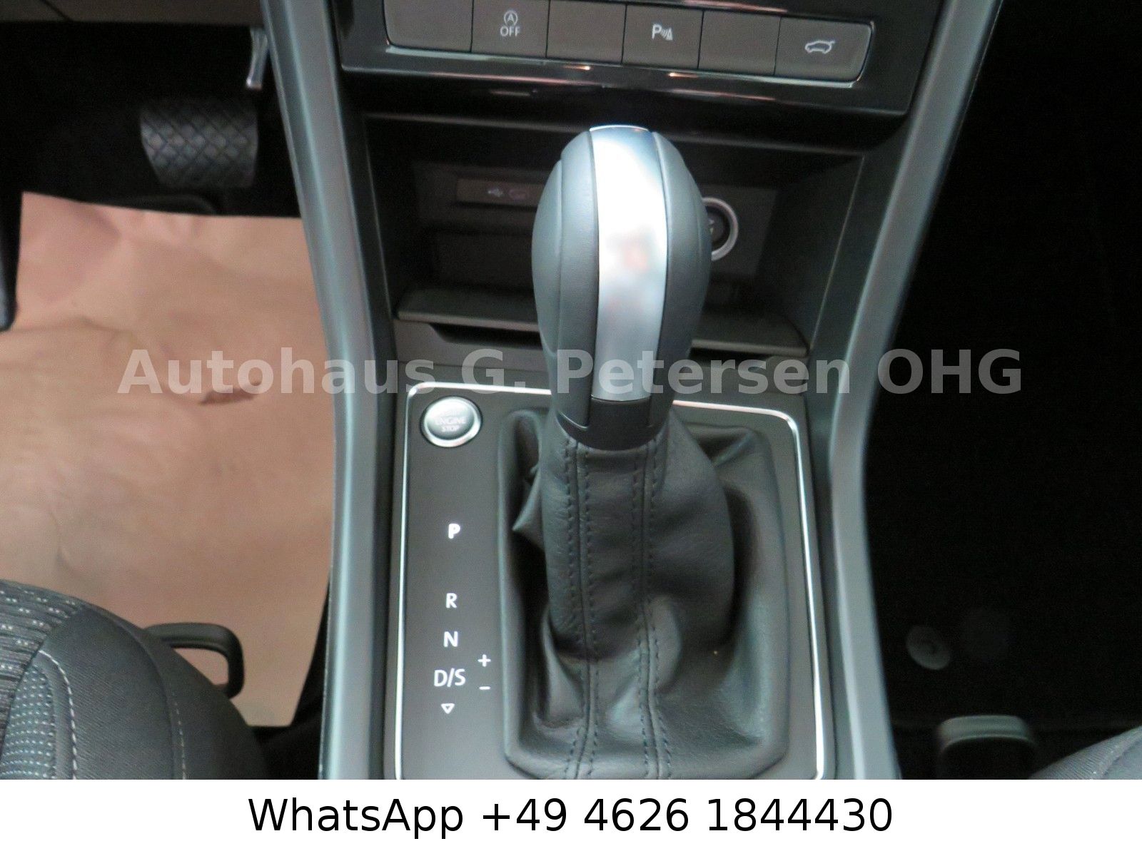 Fahrzeugabbildung Volkswagen Touran Comfortline*DSG*Keyles*CAM*7 Sitzer*Spur*