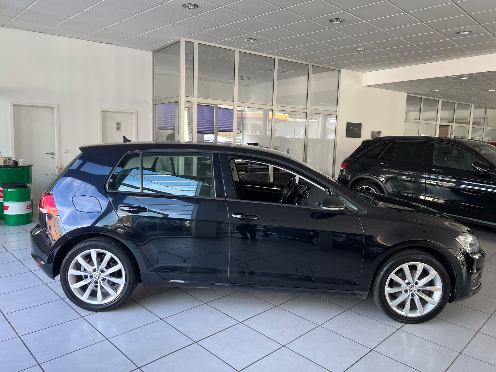 Fahrzeugabbildung Volkswagen Golf VII Lim. 2.0 TDI Highline BMT
