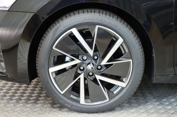 Skoda Octavia Combi 1.5 TSI Sportline Matrix AHK Navi