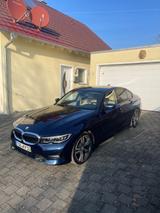 BMW 320d Sport Automatik Premium Selection Garantie  - BMW: Premium Selection