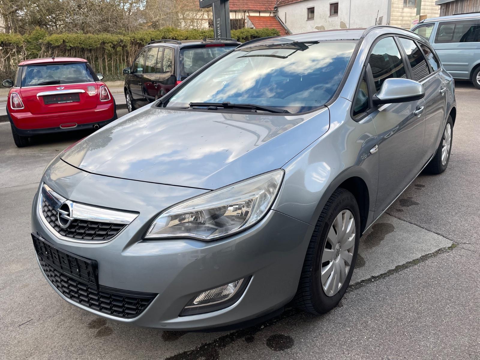 Opel Astra J Sports Tourer Design Edition
