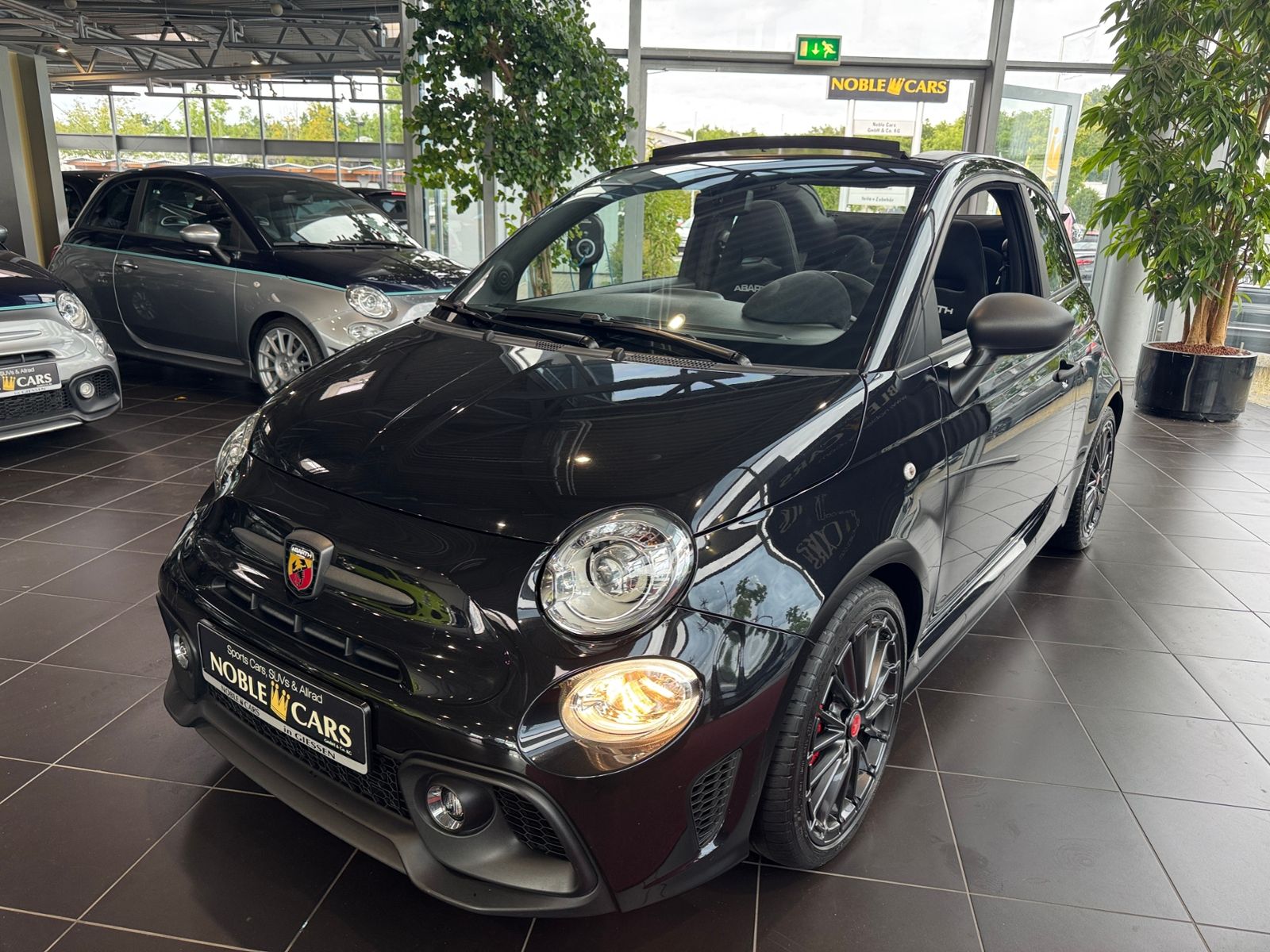 Fahrzeugabbildung Abarth 595C Competizione XENON NAVI ALU