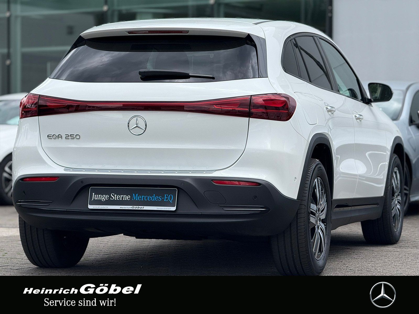 Fahrzeugabbildung Mercedes-Benz EQA 250 ELETRIC-ART*NIGH-PAKET*TOTWINKEL*KAMERA