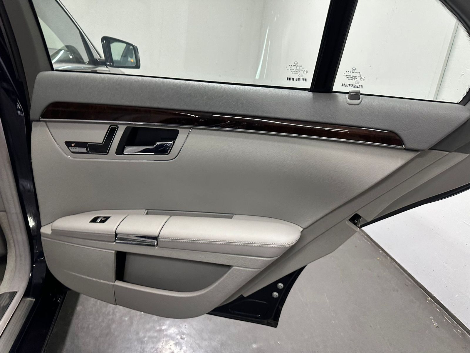 Fahrzeugabbildung Mercedes-Benz S 500 4MATIC *2.Hand*DISTRO*SCHIEBED*SITZKLIMA