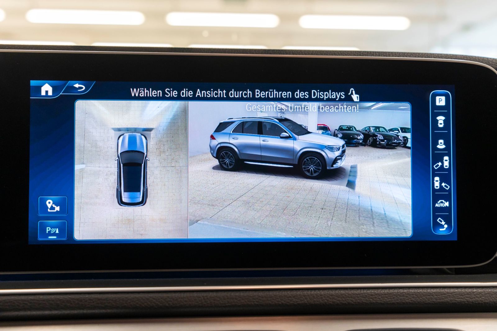 Fahrzeugabbildung Mercedes-Benz GLE 350de 4Matic AMG 3D KAM BURMESTER ACC LUFT