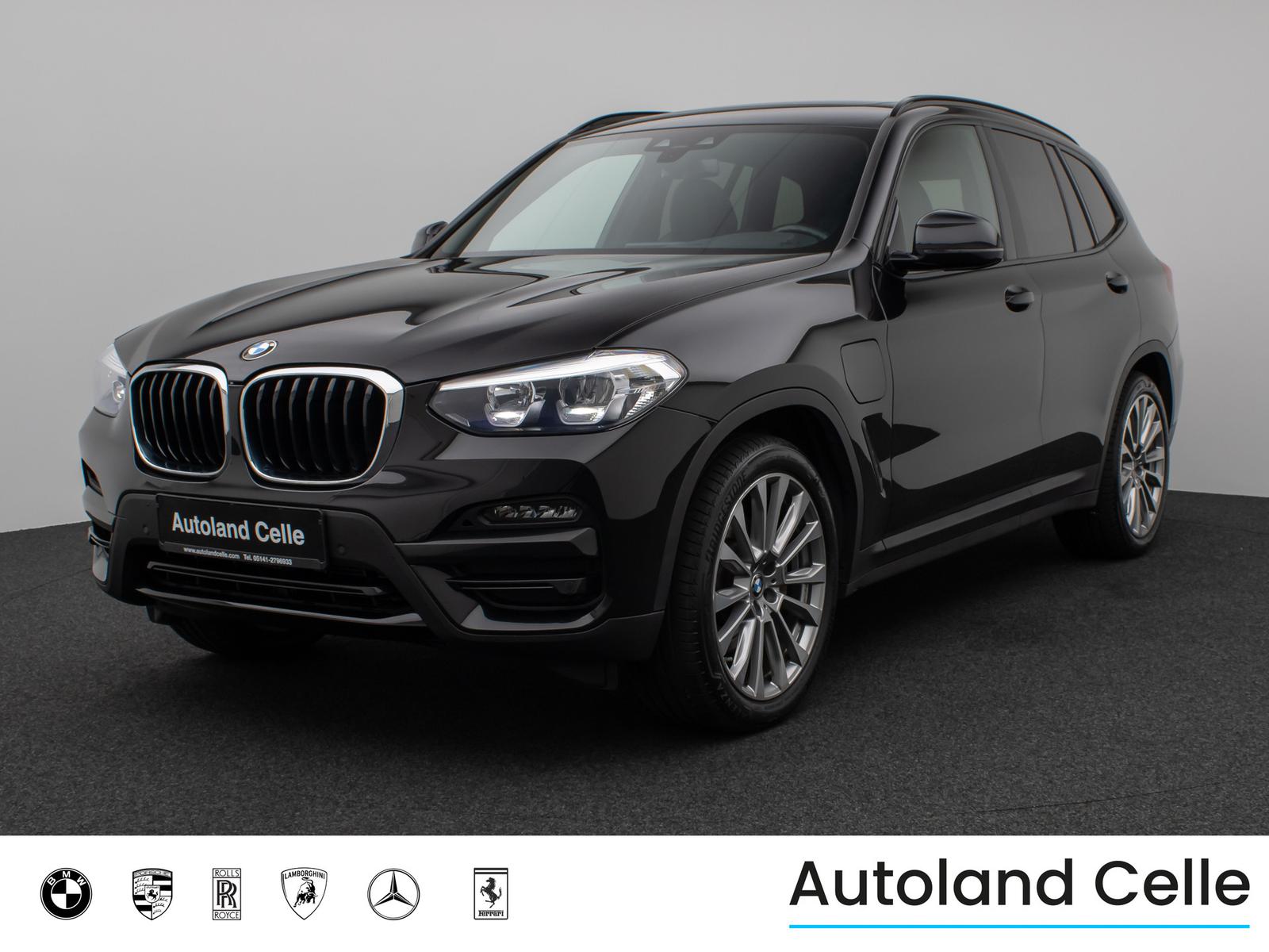 BMW X3 xD30e Panorama HUD DAB HiFi Komfort Sport 20″