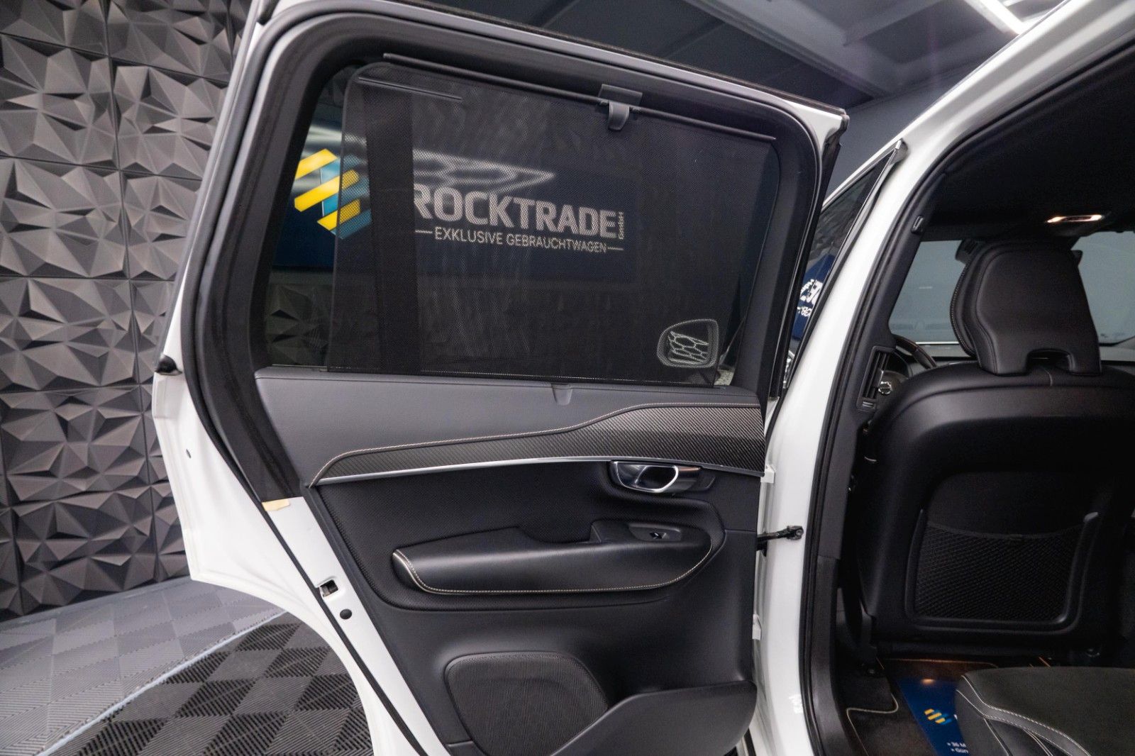 Fahrzeugabbildung Volvo XC90 R Design AWD Night-Paket | ACC | LED | DAB+