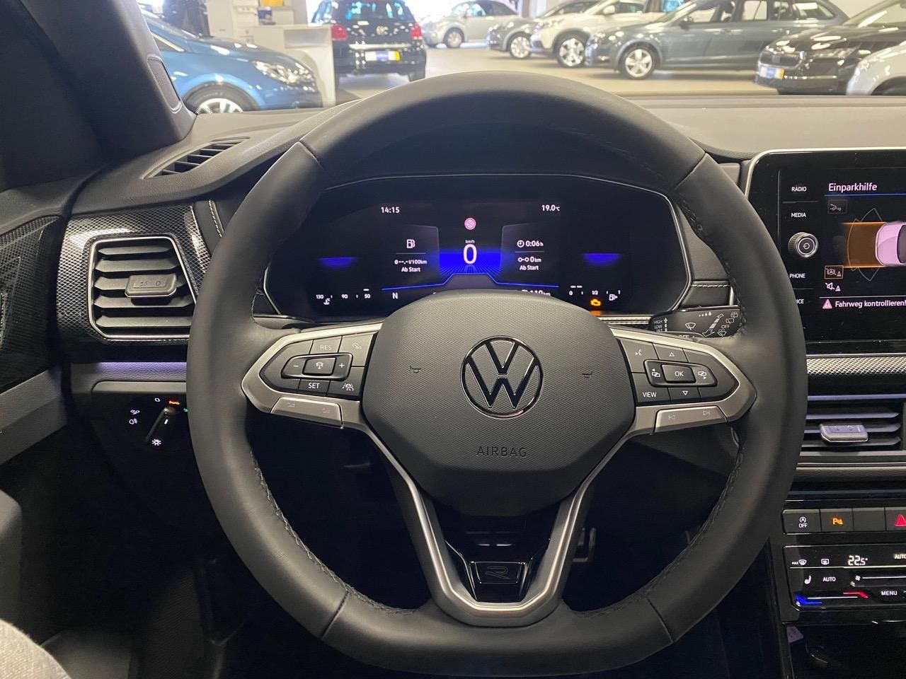 Fahrzeugabbildung Volkswagen T-Cross 1.5 TSI DSG BLACK STYLE R-Line+AHK+ACC++