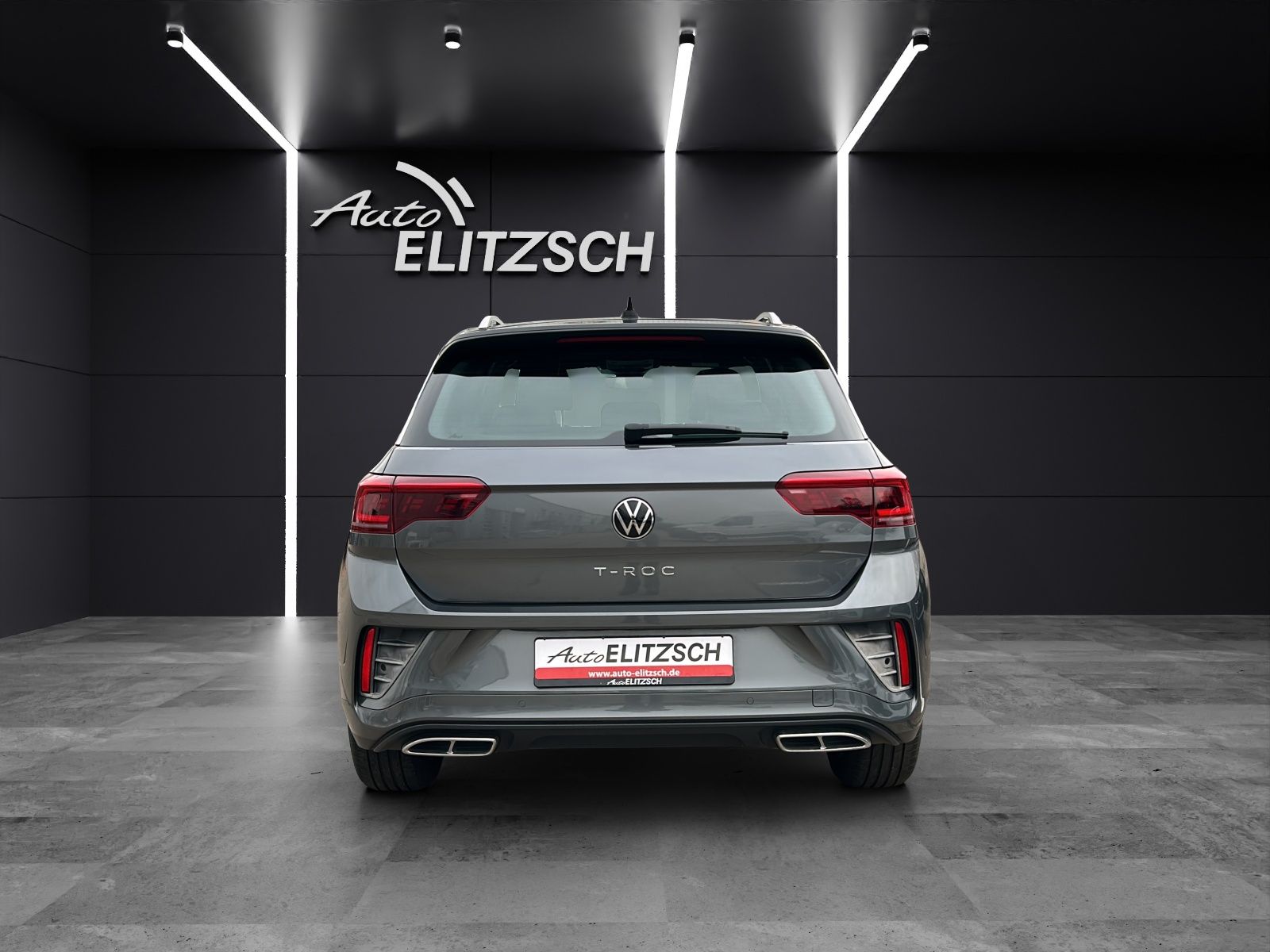 Fahrzeugabbildung Volkswagen T-Roc R-Line TSI DSG IQ.Light ACC STH SH LRHzg R