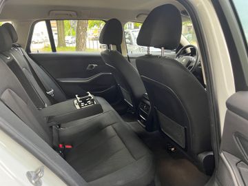 BMW 320 - 11