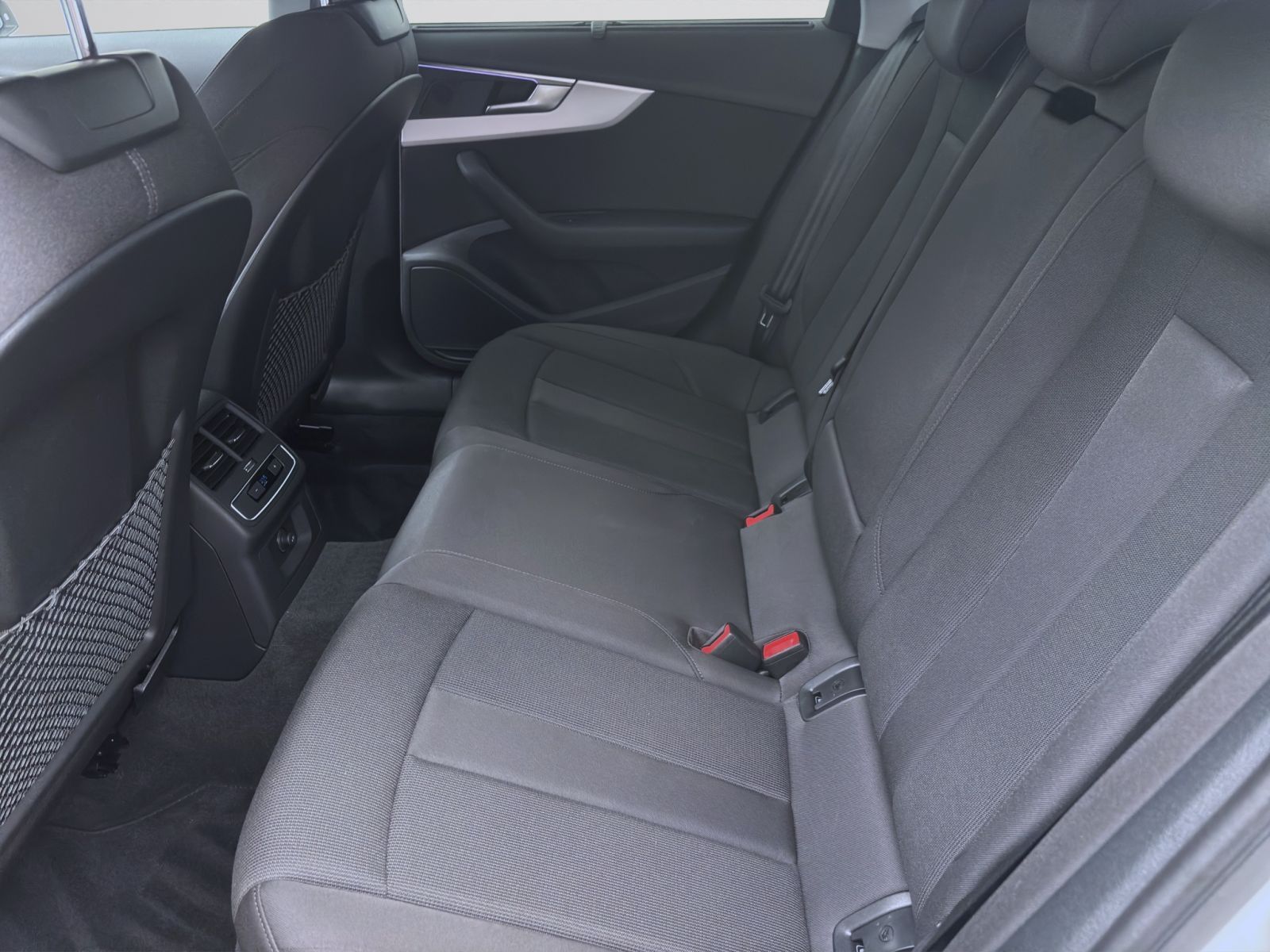 Audi A4 - Bild 16