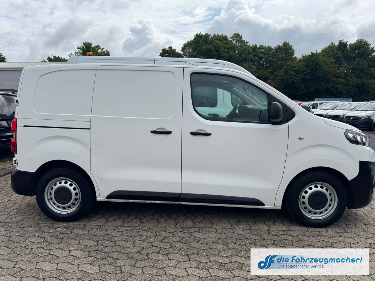 Fahrzeugabbildung Citroën Jumpy Kasten Profi XS 1.6 BlueHDi 115 FAP *EXPOR
