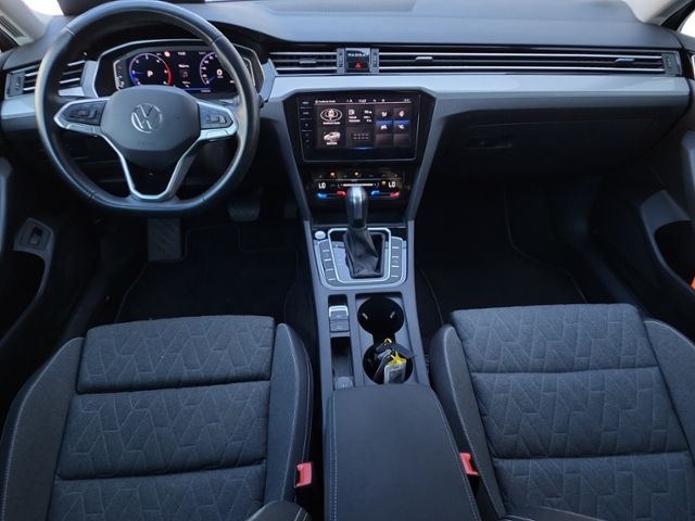 Volkswagen Passat Variant - Bild 10