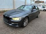 BMW Bmw f30/31 320d Efficient Dynamics Luxury leggi  - BMW 320: E30