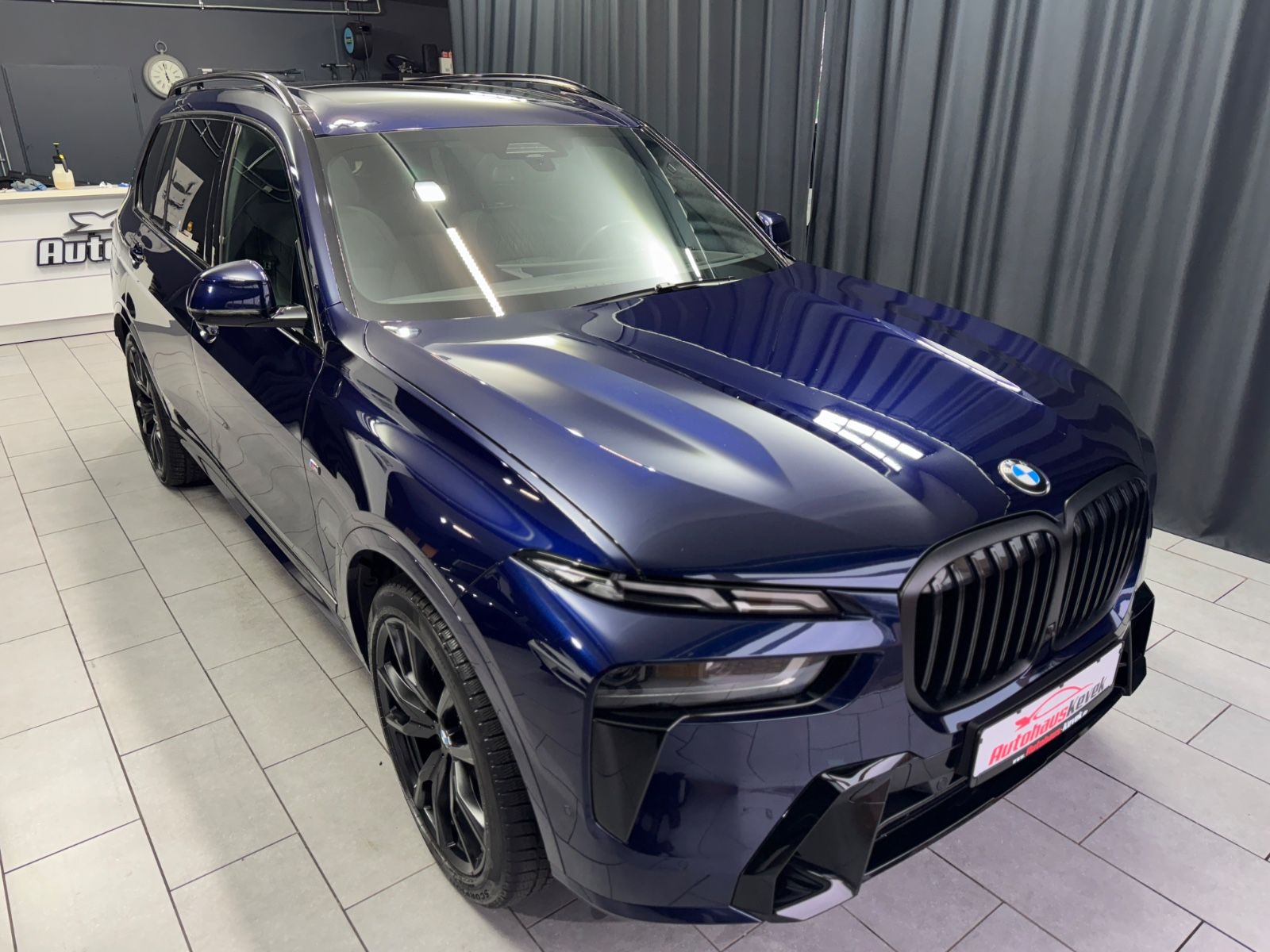 Fahrzeugabbildung BMW X7 xDrive 40 d M SPORT PRO|SKY-LOUNGE|MASSAGE|