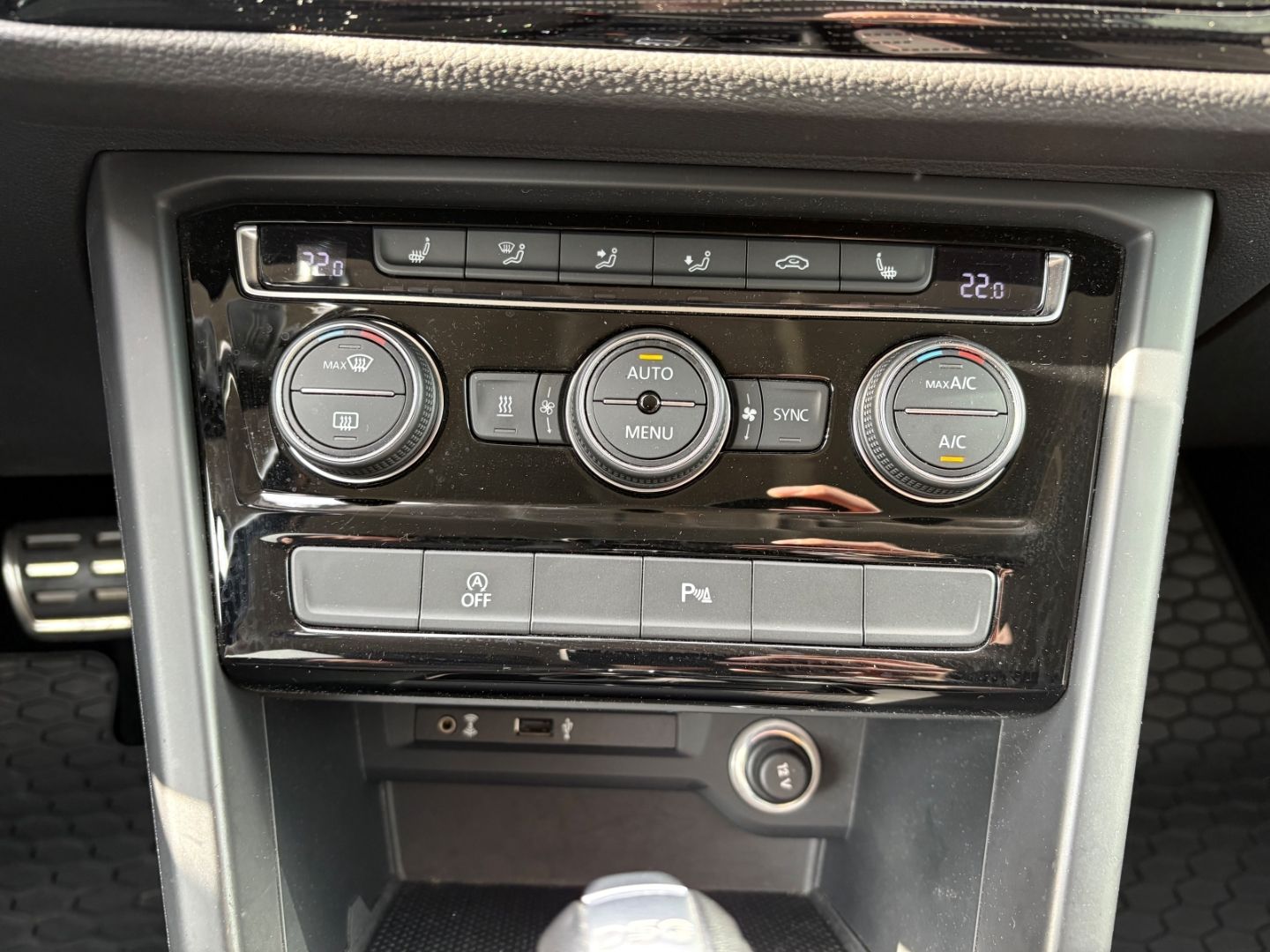 Fahrzeugabbildung Volkswagen Touran 1.6 TDI Comfortline BMT Start-Stopp