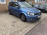 Volkswagen Touran Highline BMT - gebrauchte VW Touran aus dem Jahr 2013