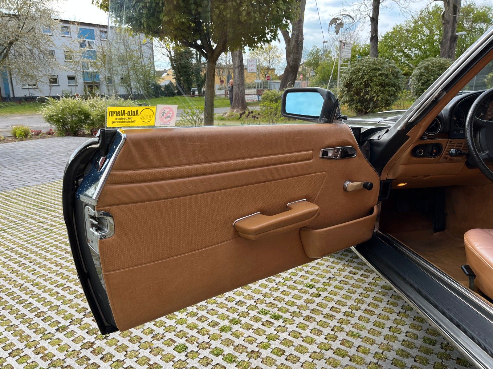 Fahrzeugabbildung Mercedes-Benz 280 SL